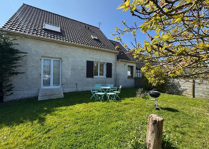 بيت للعطل Spacious House 300m From The