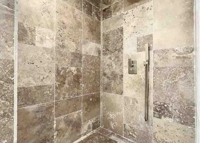 펜션 Spacious House 300m From The *